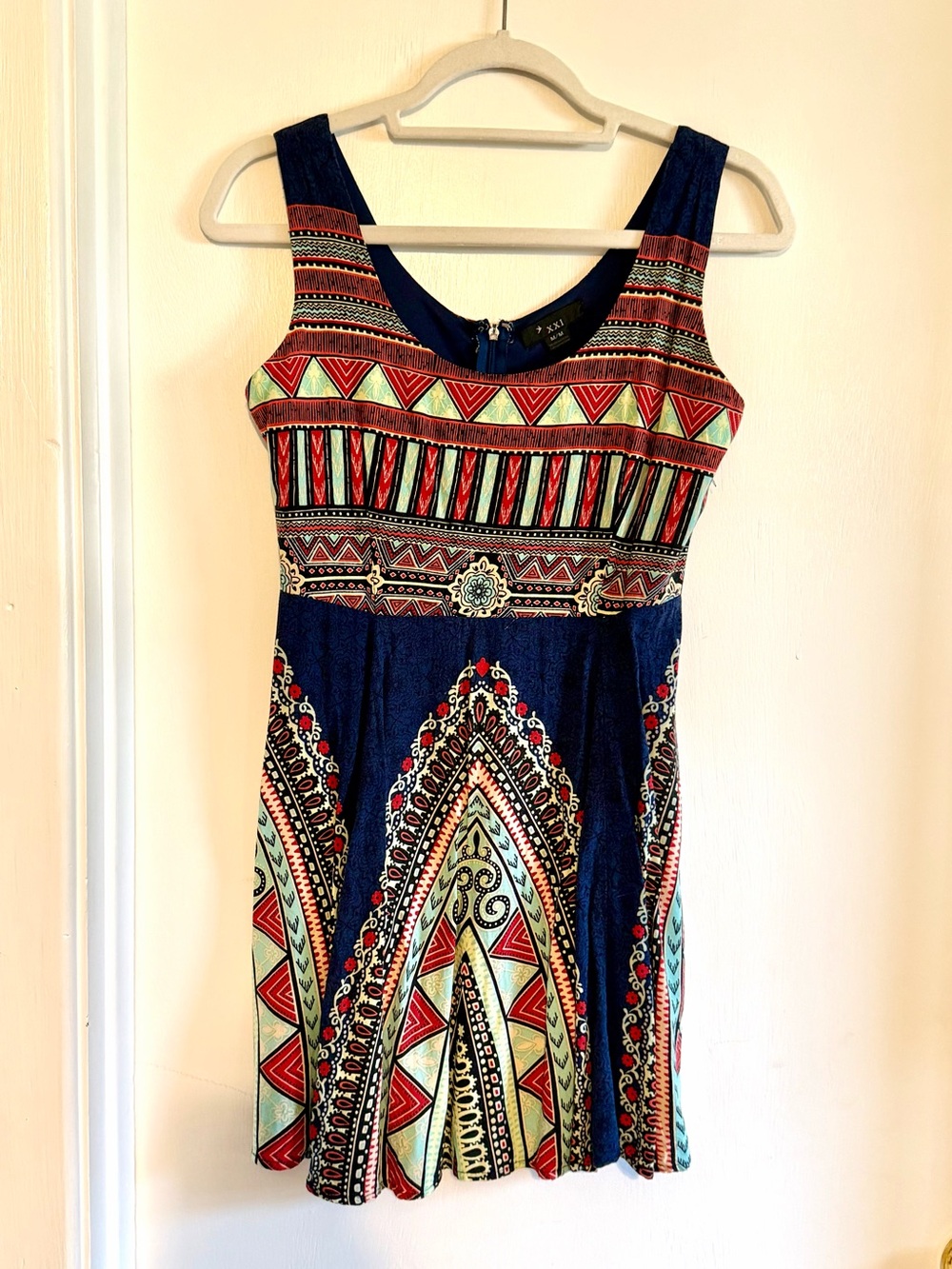 Like NEW! XXI Forever 21 Summer Dress .  So Soft and comfortable!!